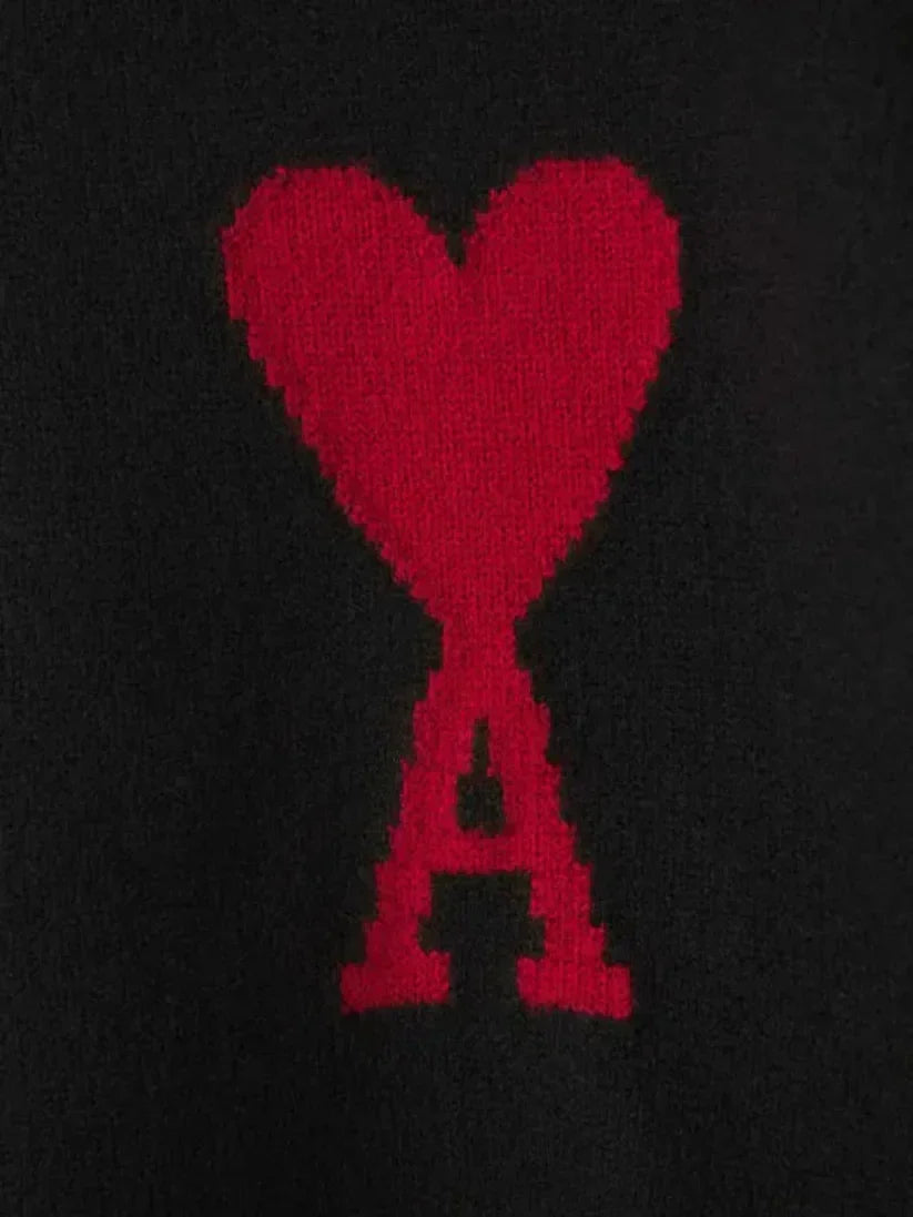 Unisex pullover hjerte design detalje