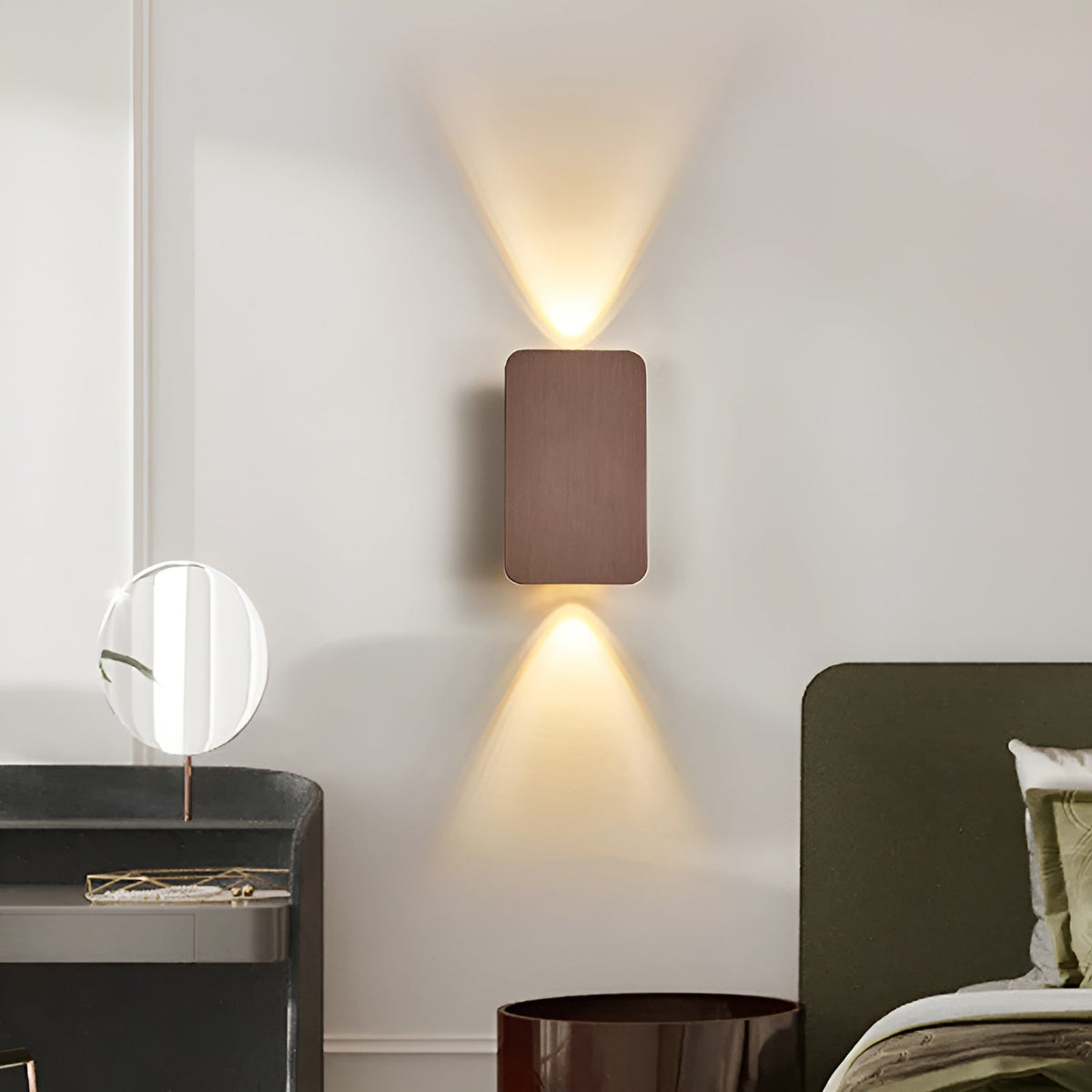 Modern LED Wall Lamp: Up/Down Light for Elegant Ambiance