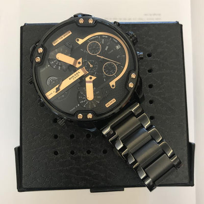Stainless Steel Chronograph Quartz Watch with 10 m Water Resistance