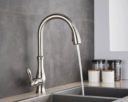 Retractable kitchen faucet in gold, black and silver