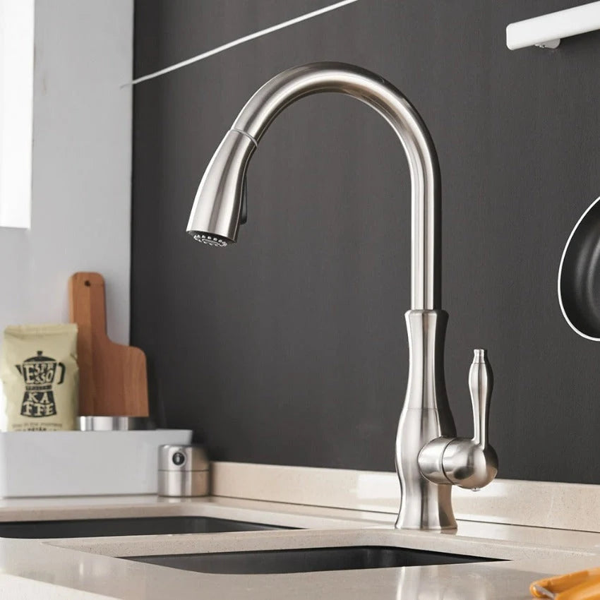 Retractable kitchen faucet in gold, black and silver
