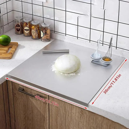High-quality cutting board made of stainless steel with edge – ideal for homemade pizza, pastries, and more!